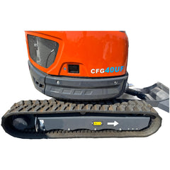 IronPeak Titan 3800 UF 300 mm rubber track and dozer blade